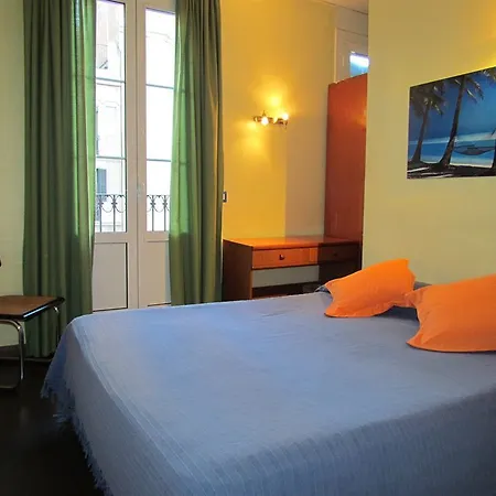 Barcelona City Hotel *