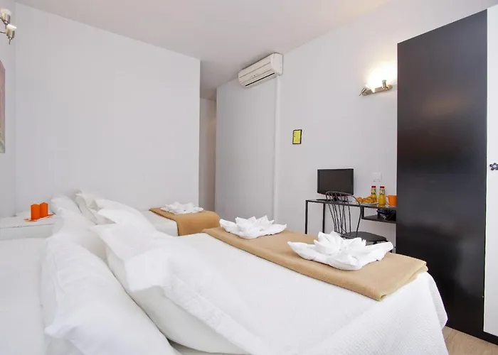 Barcelona City Hotel *