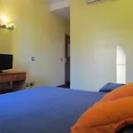 Barcelona City Hotel מלון